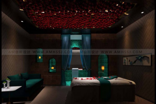 “山城女孩邂逅羊城夜，广东风情浓！”